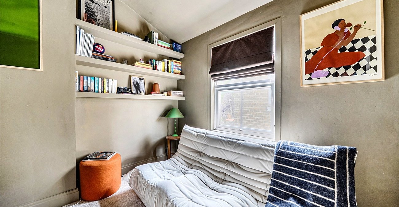 2 bedroom property for sale in Sydenham | Robinson Jackson