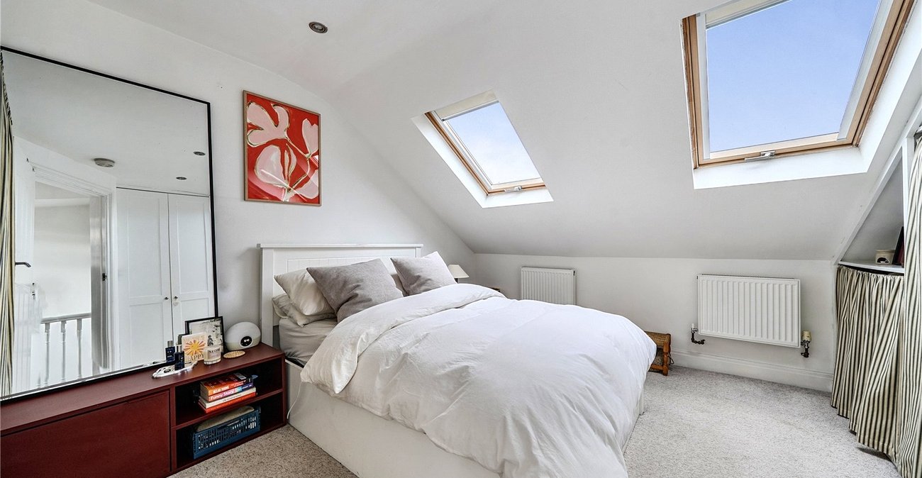 2 bedroom property for sale in Sydenham | Robinson Jackson
