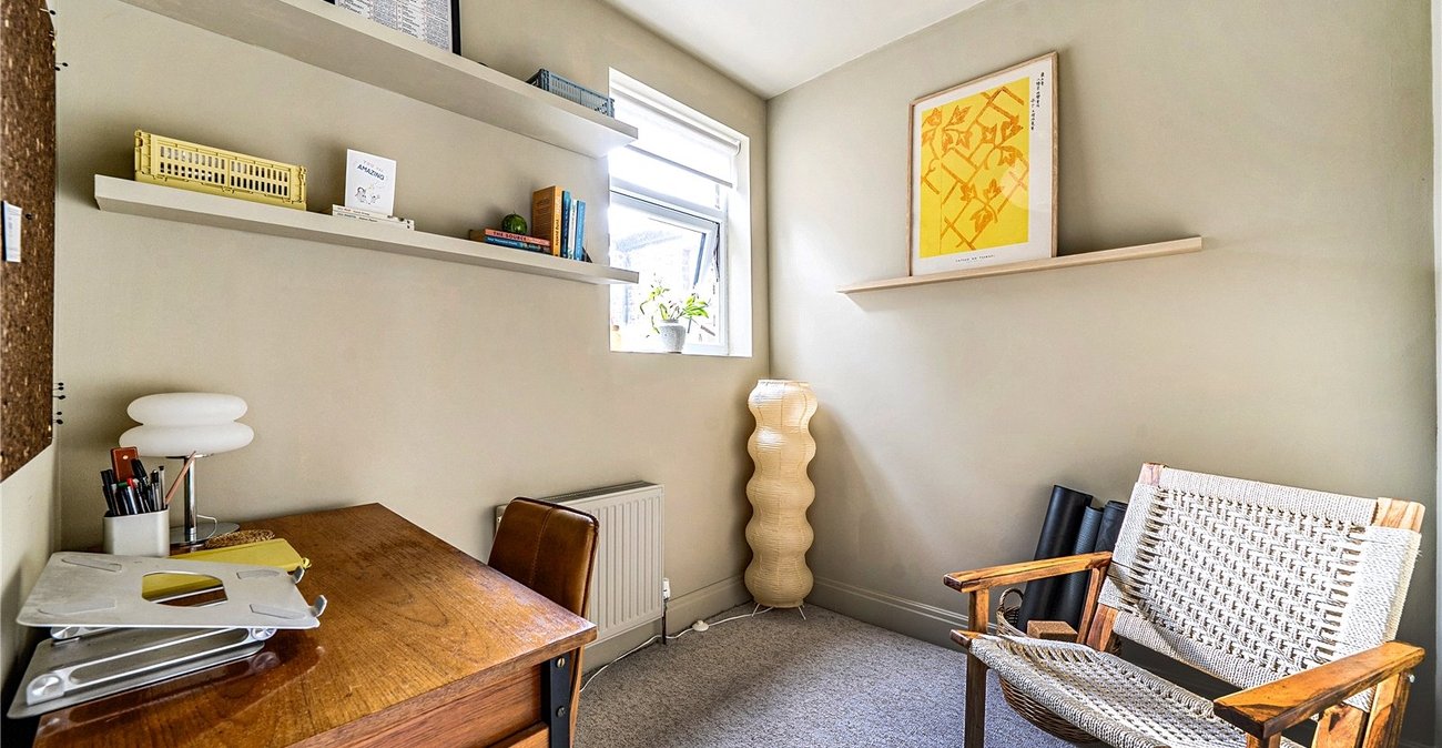 2 bedroom property for sale in Sydenham | Robinson Jackson