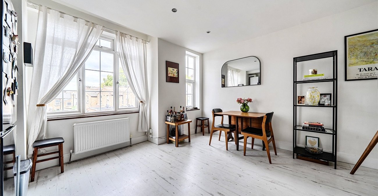 2 bedroom property for sale in Sydenham | Robinson Jackson