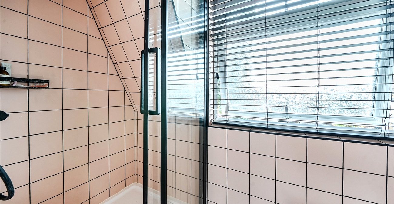 2 bedroom property for sale in Sydenham | Robinson Jackson