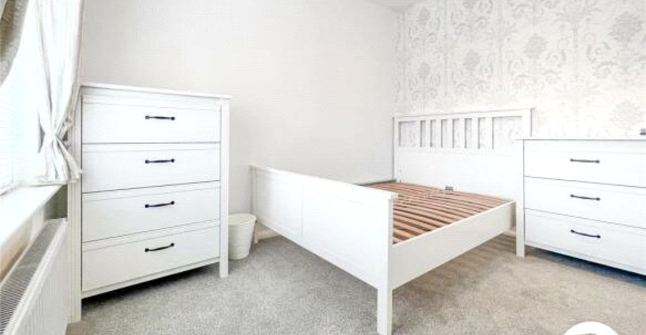 1 bedroom property for sale in London Road | Robinson Jackson
