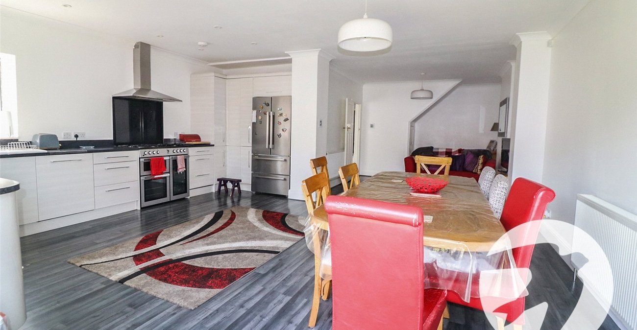 3 bedroom house for sale in Erith | Robinson Jackson