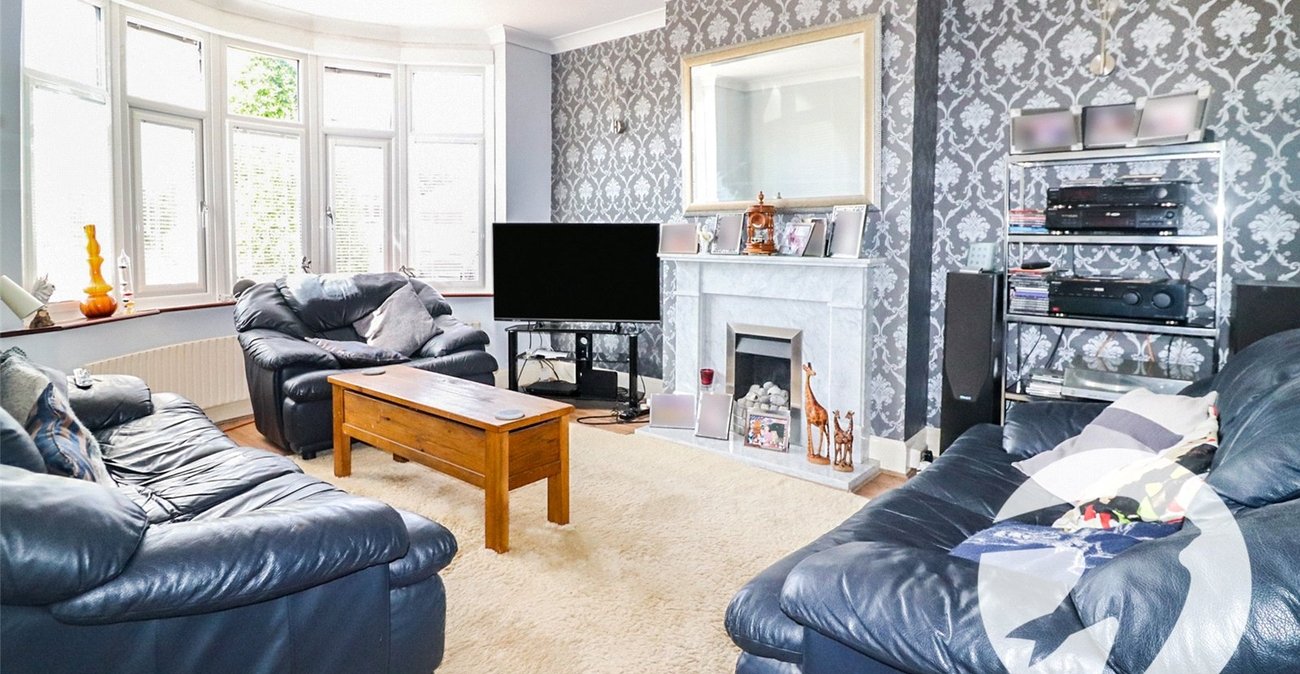 3 bedroom house for sale in Erith | Robinson Jackson
