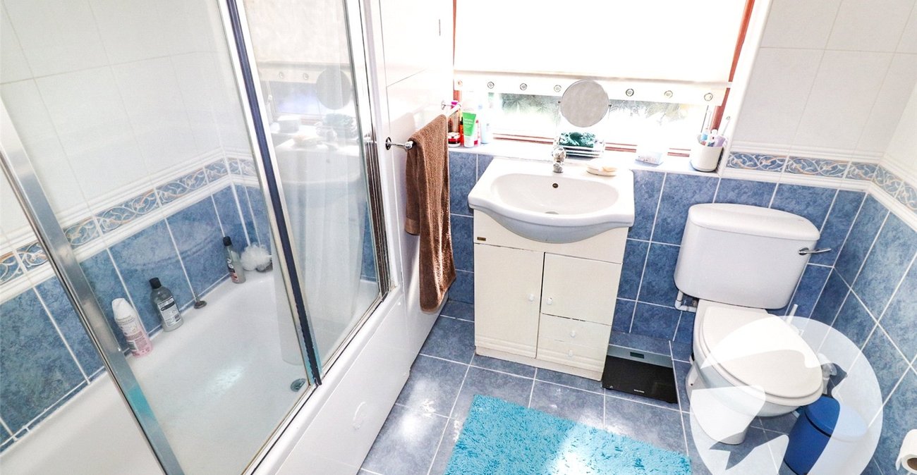 3 bedroom house for sale in Erith | Robinson Jackson