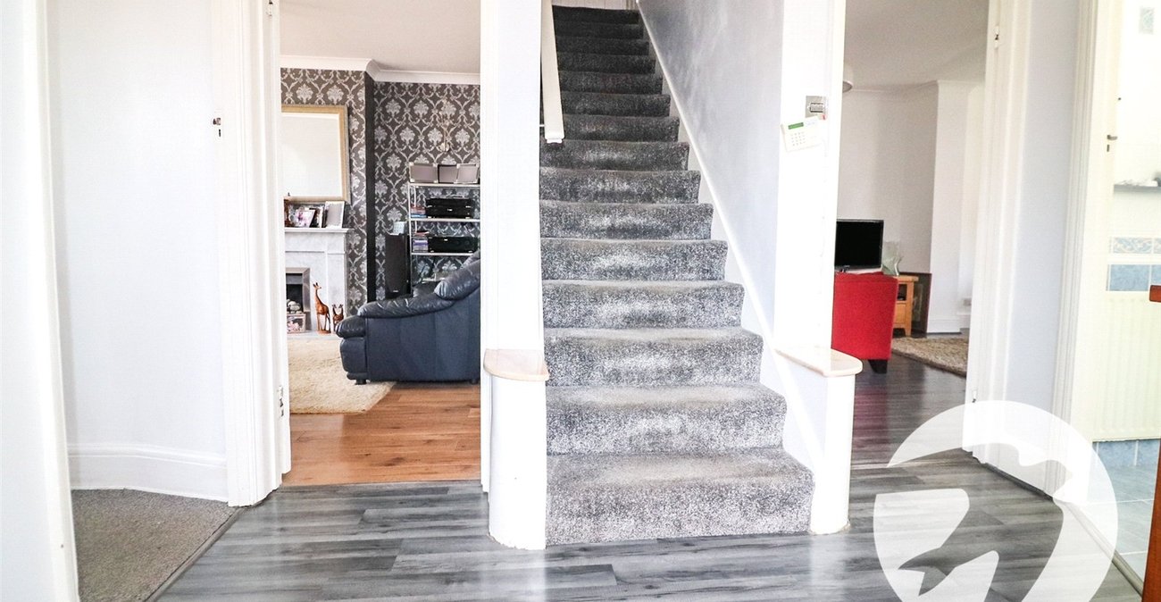 3 bedroom house for sale in Northumberland Heath | Robinson Jackson