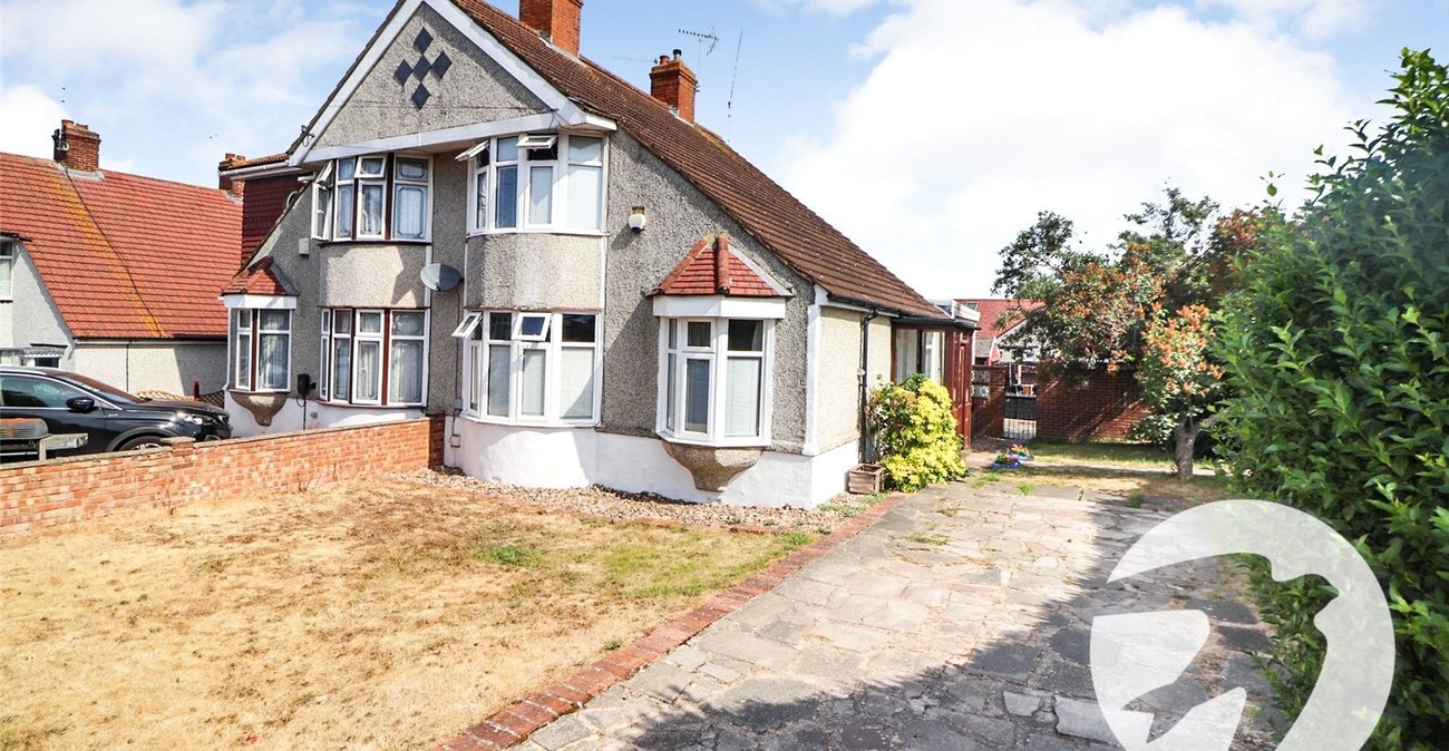 3 bedroom house for sale in Northumberland Heath | Robinson Jackson