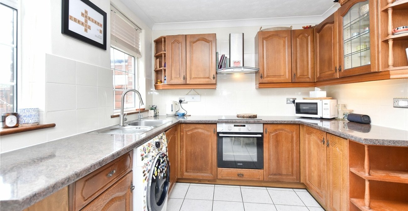 3 bedroom house for sale in Bexleyheath | Robinson Jackson