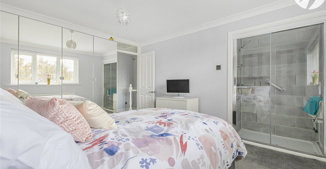 2 bedroom house for sale in Rochester | Robinson Michael & Jackson