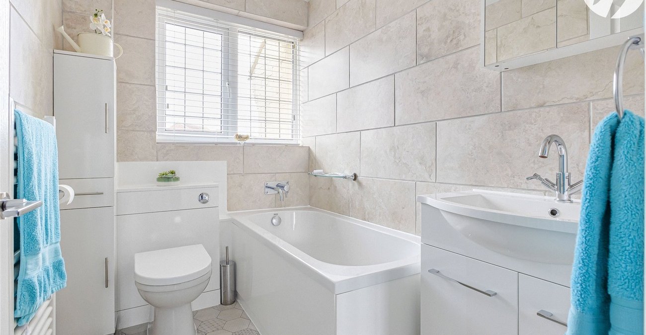 2 bedroom house for sale in Rochester | Robinson Michael & Jackson