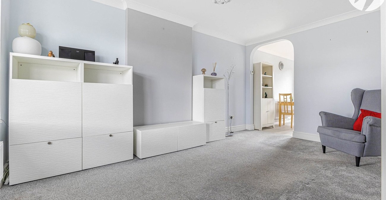 2 bedroom house for sale in Rochester | Robinson Michael & Jackson