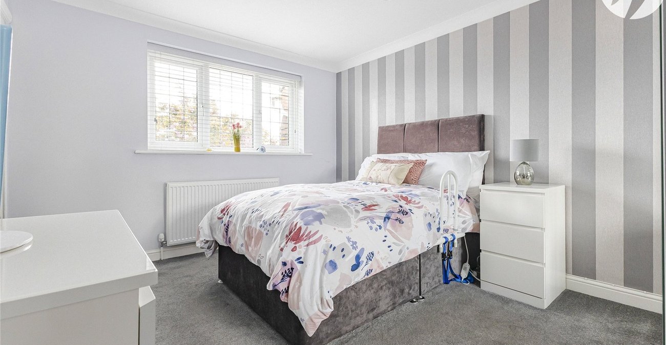 2 bedroom house for sale in Rochester | Robinson Michael & Jackson