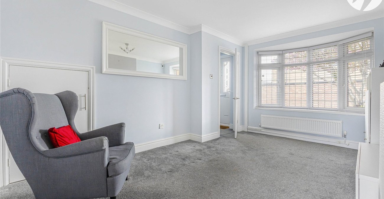 2 bedroom house for sale in Rochester | Robinson Michael & Jackson