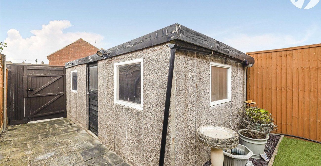 2 bedroom house for sale in Rochester | Robinson Michael & Jackson