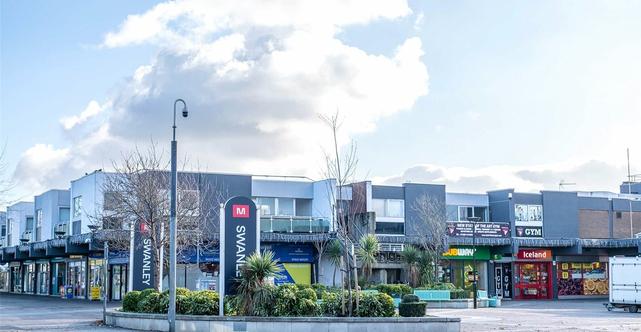 4 bedroom house for sale in Swanley | Robinson Jackson