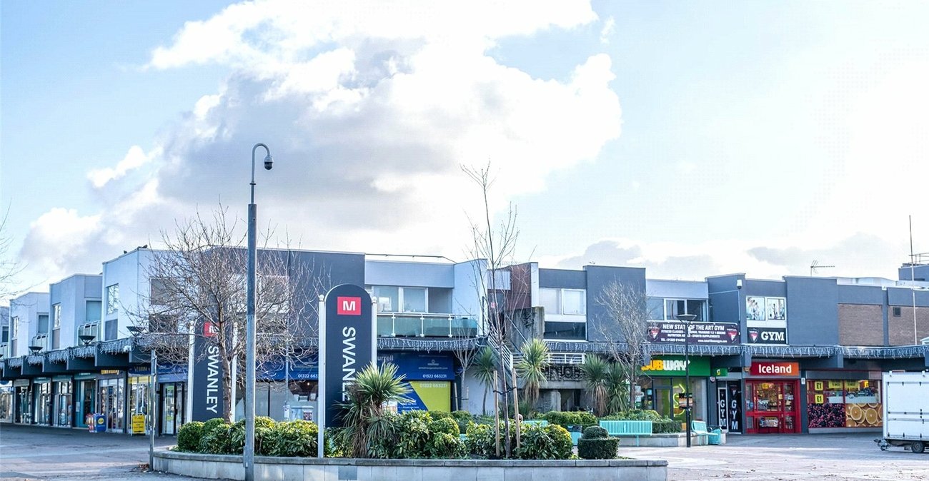 4 bedroom house for sale in Swanley | Robinson Jackson