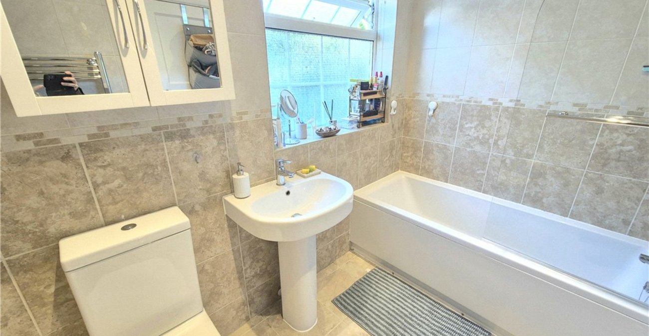 3 bedroom house for sale in Orpington | Robinson Jackson