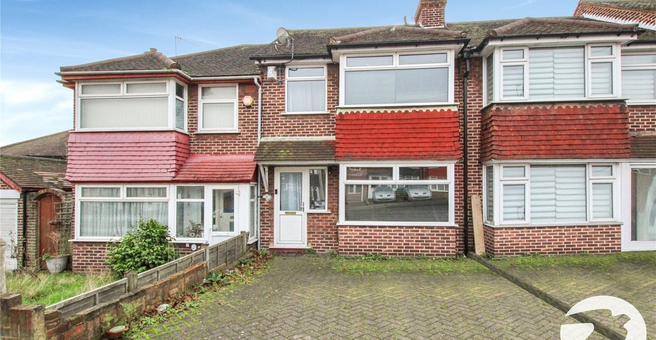 3 bedroom house for sale in Plumstead | Robinson Jackson
