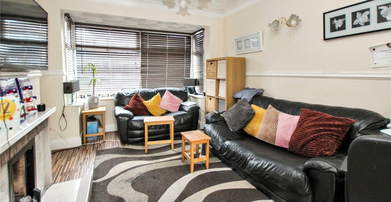 3 bedroom house for sale in Plumstead | Robinson Jackson