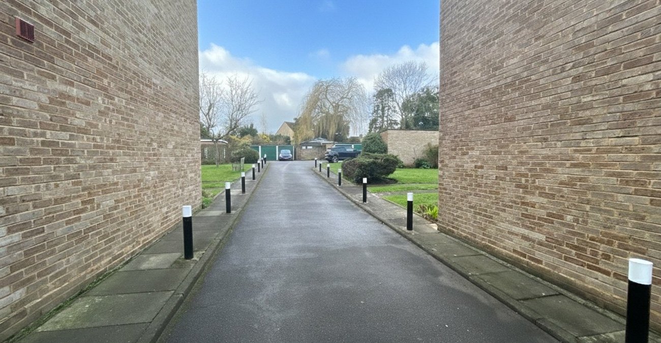 2 bedroom property for sale in Sidcup | Robinson Jackson