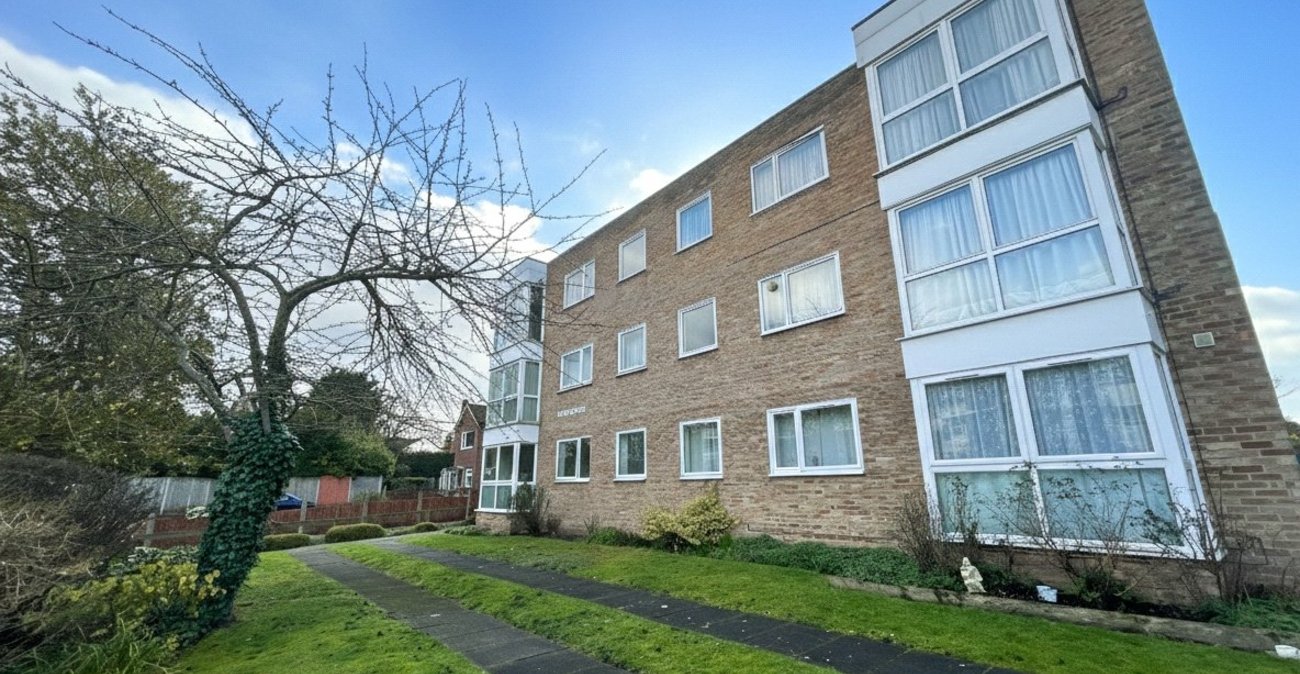 2 bedroom property for sale in Sidcup | Robinson Jackson