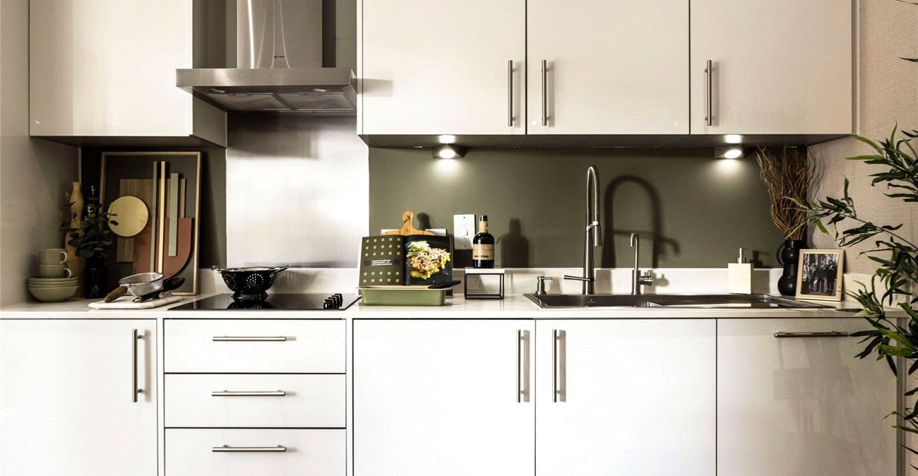 2 bedroom property for sale in Central Road | Robinson Jackson