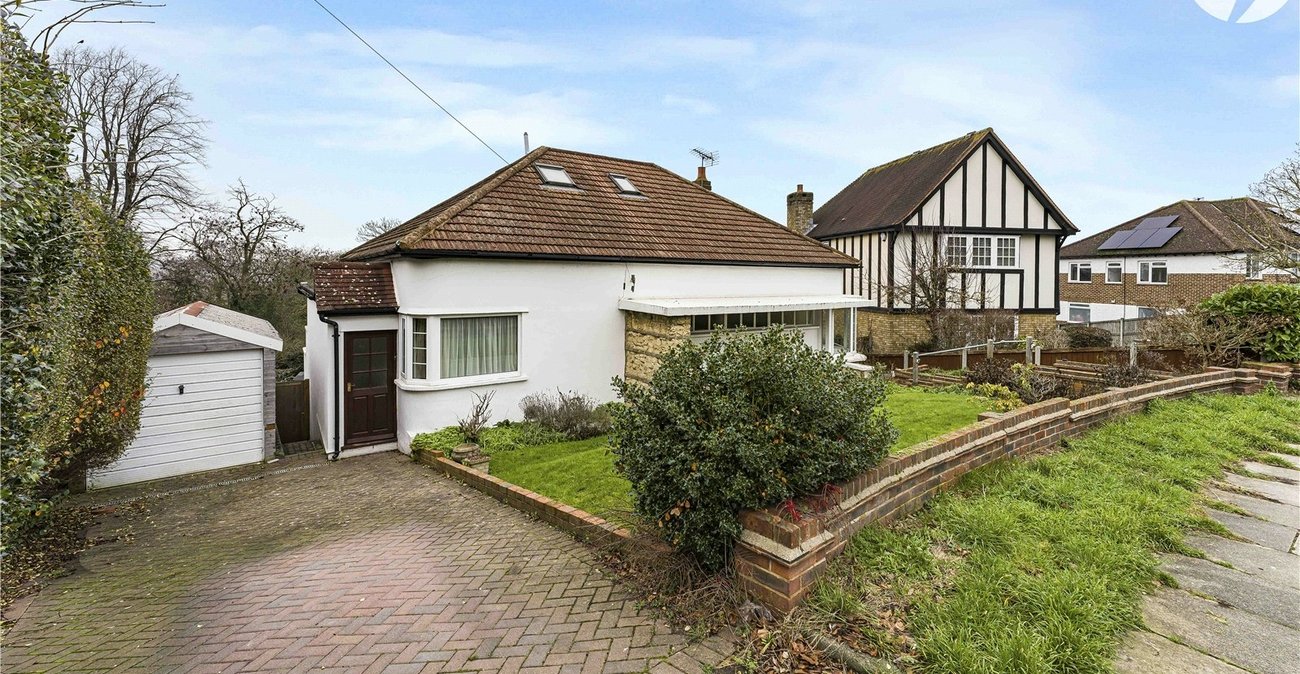 3 bedroom bungalow for sale in Bexley | Robinson Jackson
