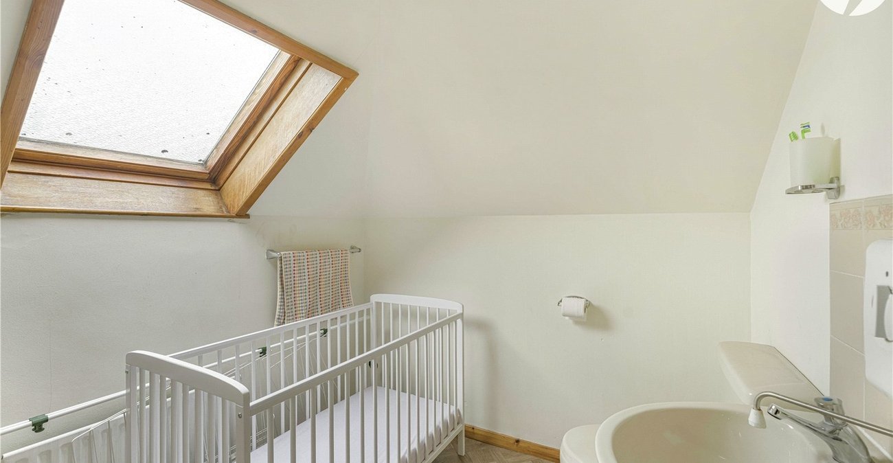 3 bedroom bungalow for sale in Bexley | Robinson Jackson