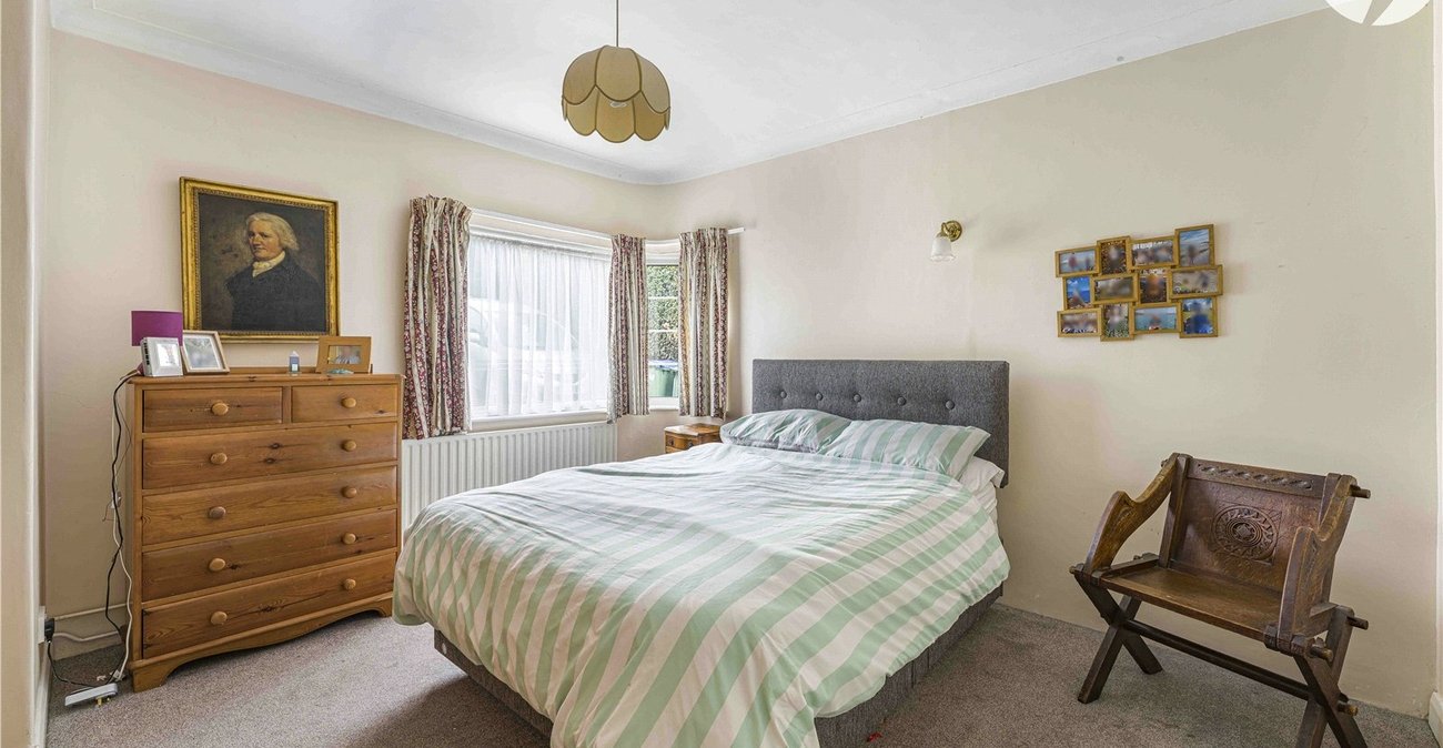 3 bedroom bungalow for sale in Bexley | Robinson Jackson