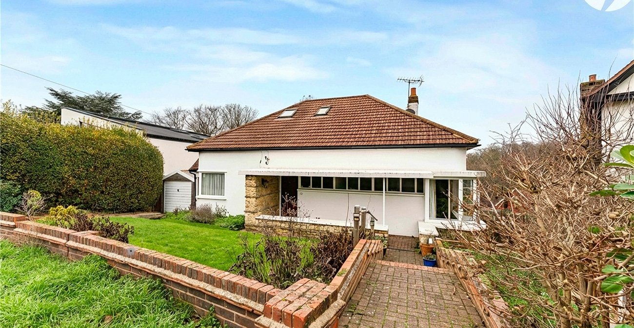 3 bedroom bungalow for sale in Bexley | Robinson Jackson