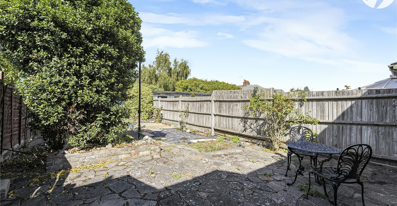 3 bedroom house for sale in Dartford | Robinson Jackson