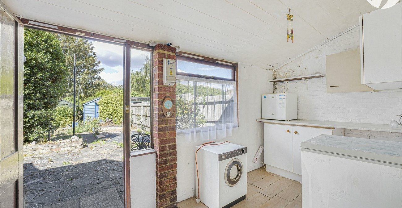 3 bedroom house for sale in Dartford | Robinson Jackson