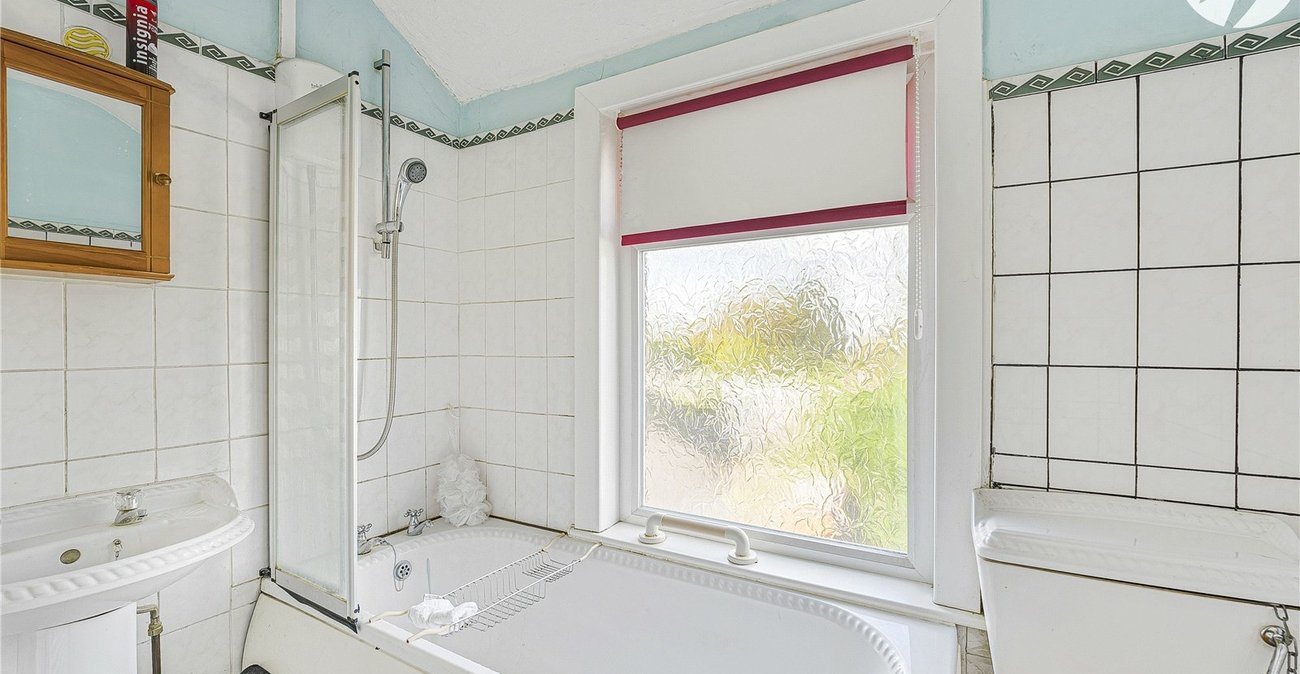 3 bedroom house for sale in Dartford | Robinson Jackson