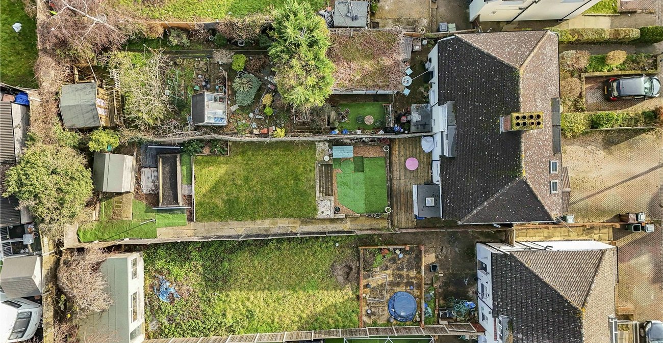 2 bedroom house for sale in Darenth | Robinson Jackson