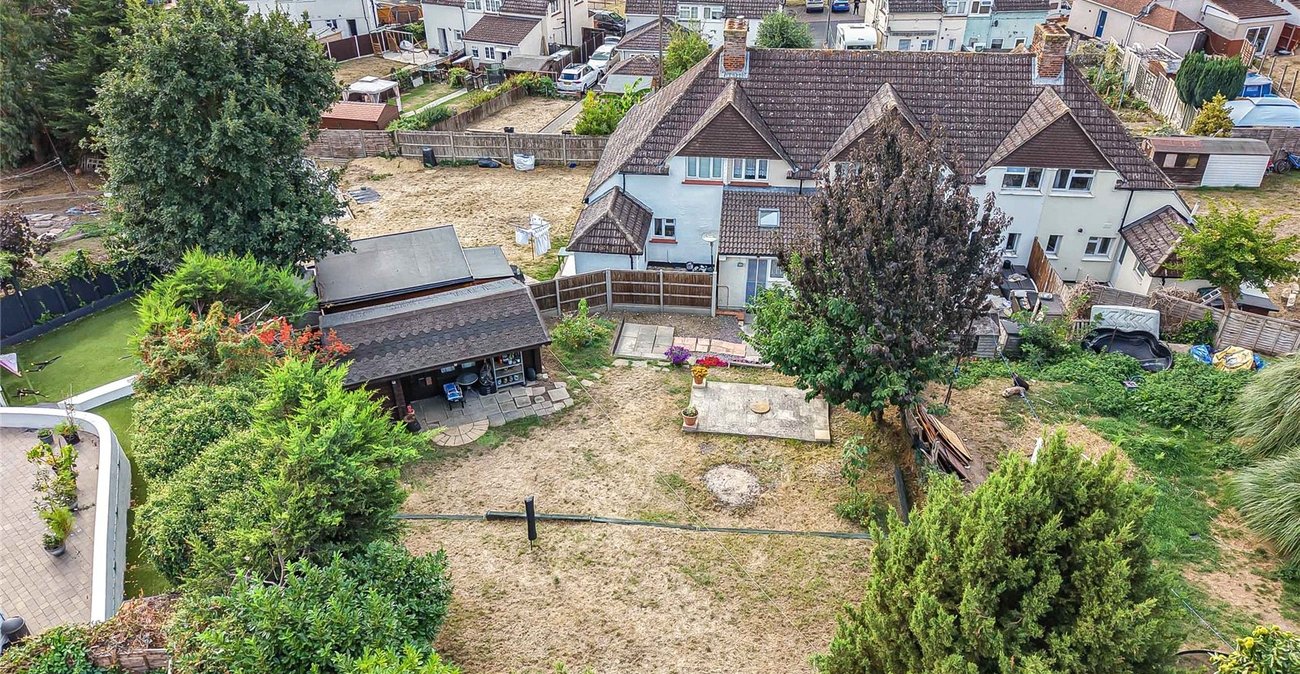 3 bedroom house for sale in Dartford | Robinson Jackson