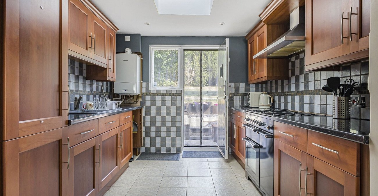 3 bedroom house for sale in Dartford | Robinson Jackson