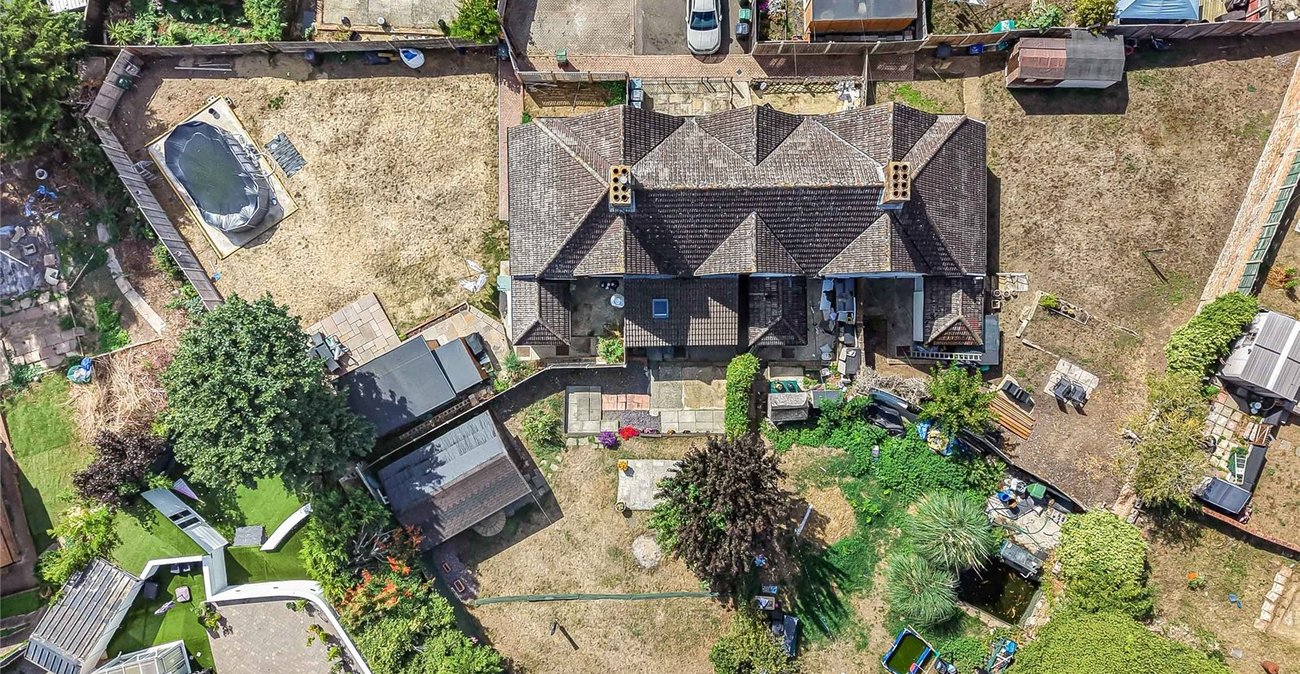 3 bedroom house for sale in Dartford | Robinson Jackson