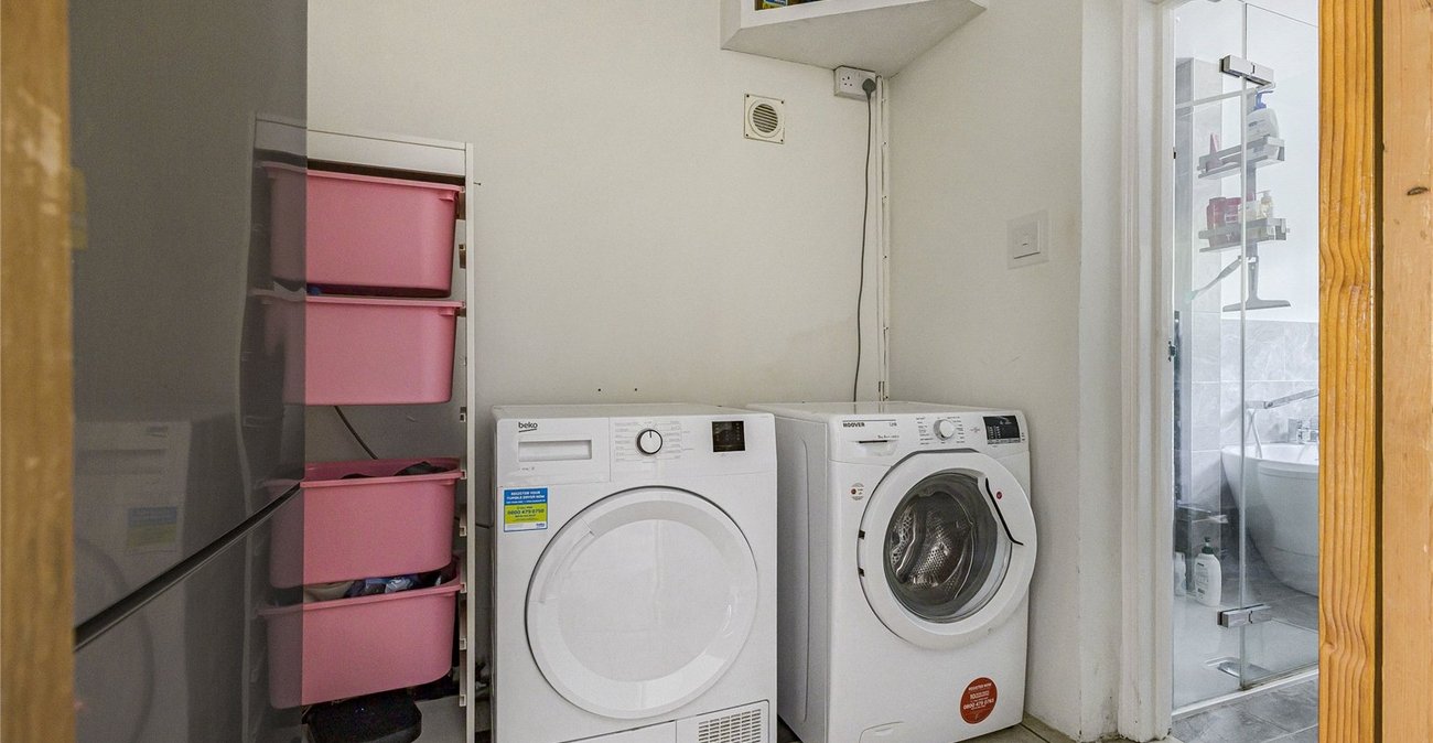 3 bedroom house for sale in Dartford | Robinson Jackson
