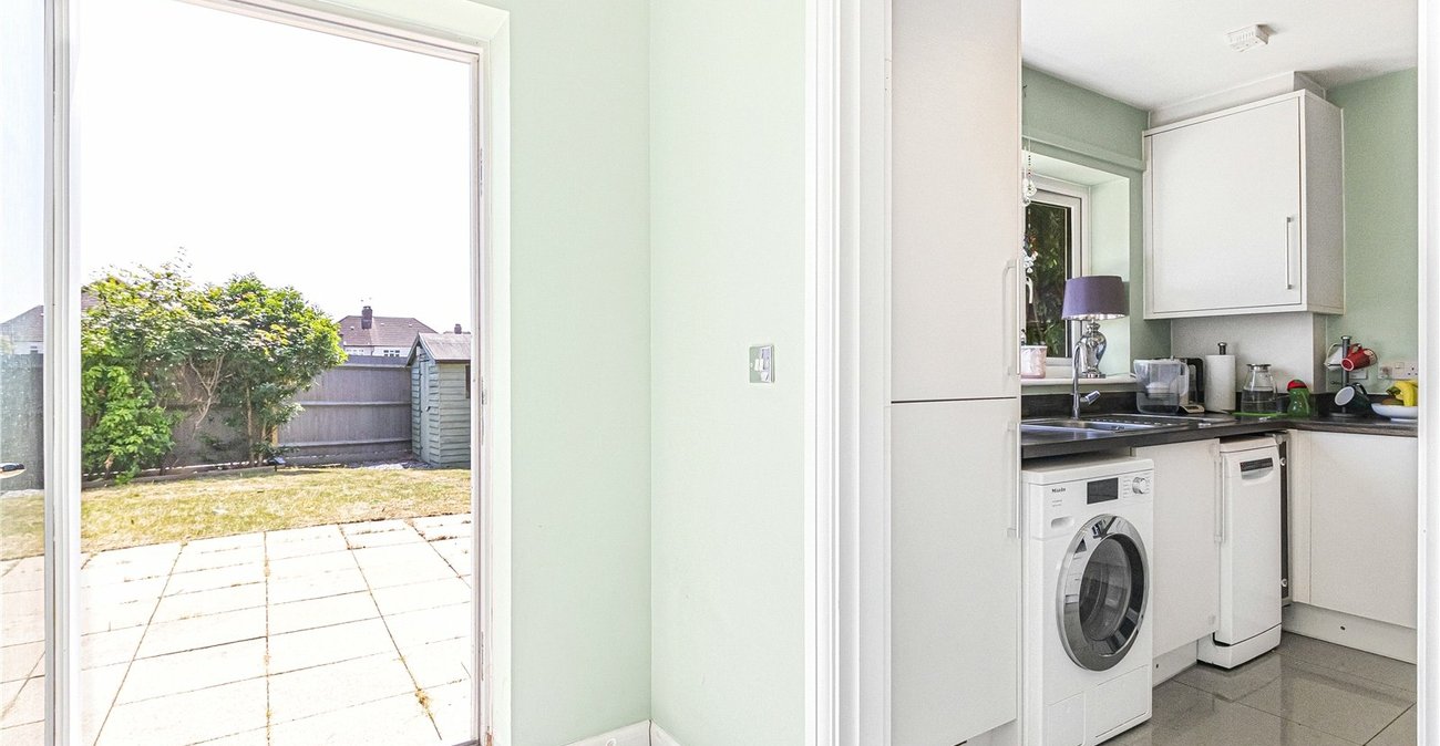 2 bedroom house for sale in Welling | Robinson Jackson