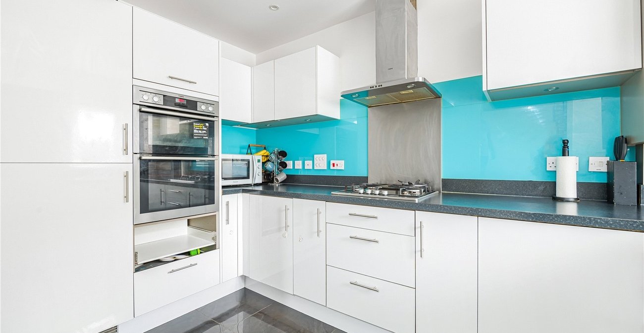 3 bedroom house for sale in Welling | Robinson Jackson