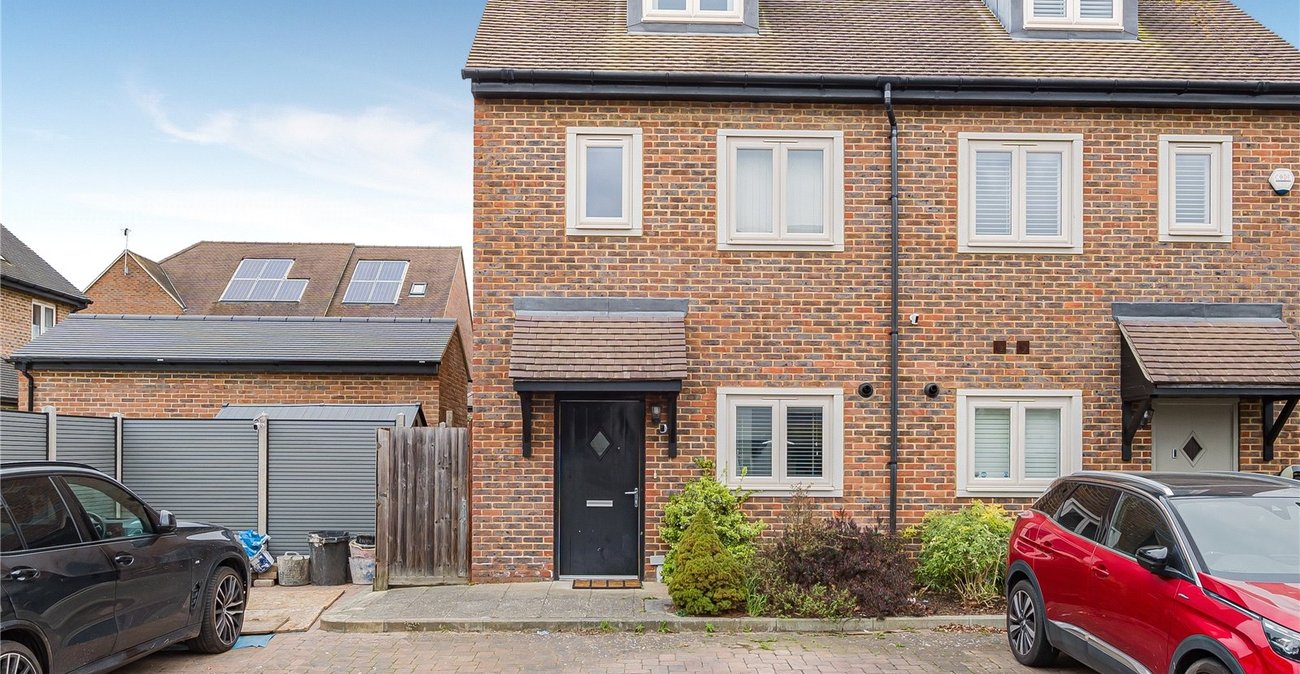 3 bedroom house for sale in Welling | Robinson Jackson