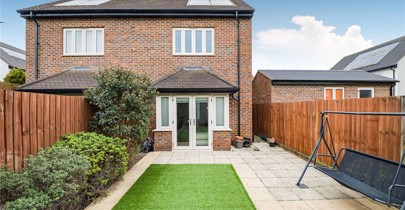 3 bedroom house for sale in Welling | Robinson Jackson