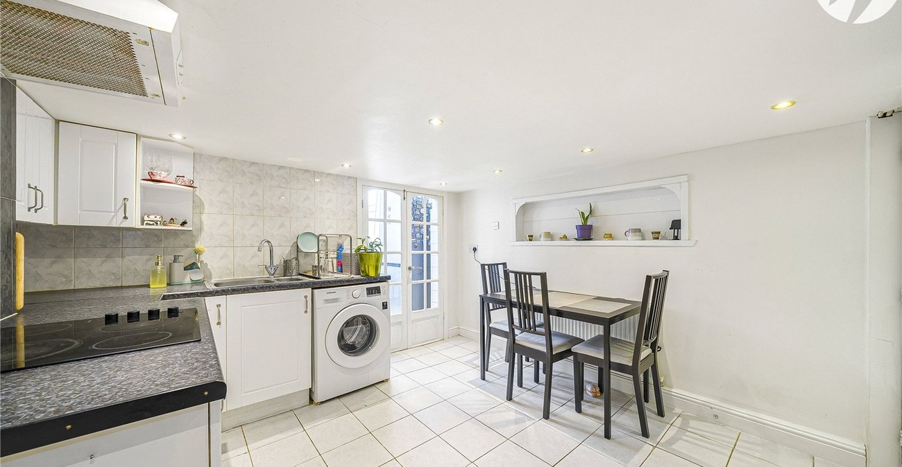3 bedroom house for sale in Dartford | Robinson Jackson