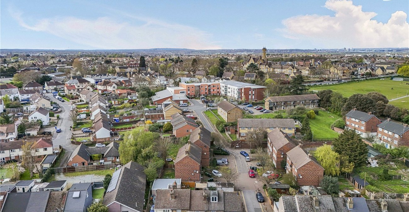 3 bedroom house for sale in Dartford | Robinson Jackson