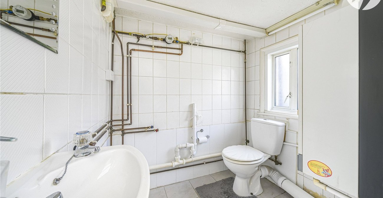 3 bedroom house for sale in Dartford | Robinson Jackson
