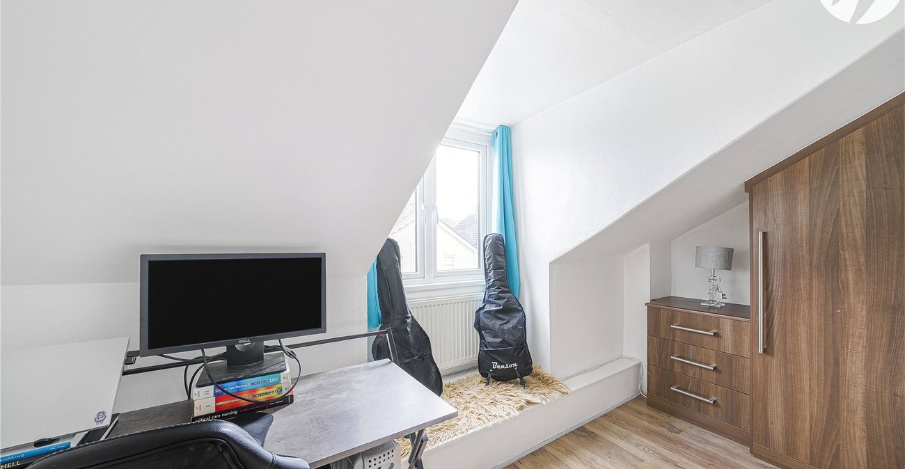 3 bedroom house for sale in Dartford | Robinson Jackson