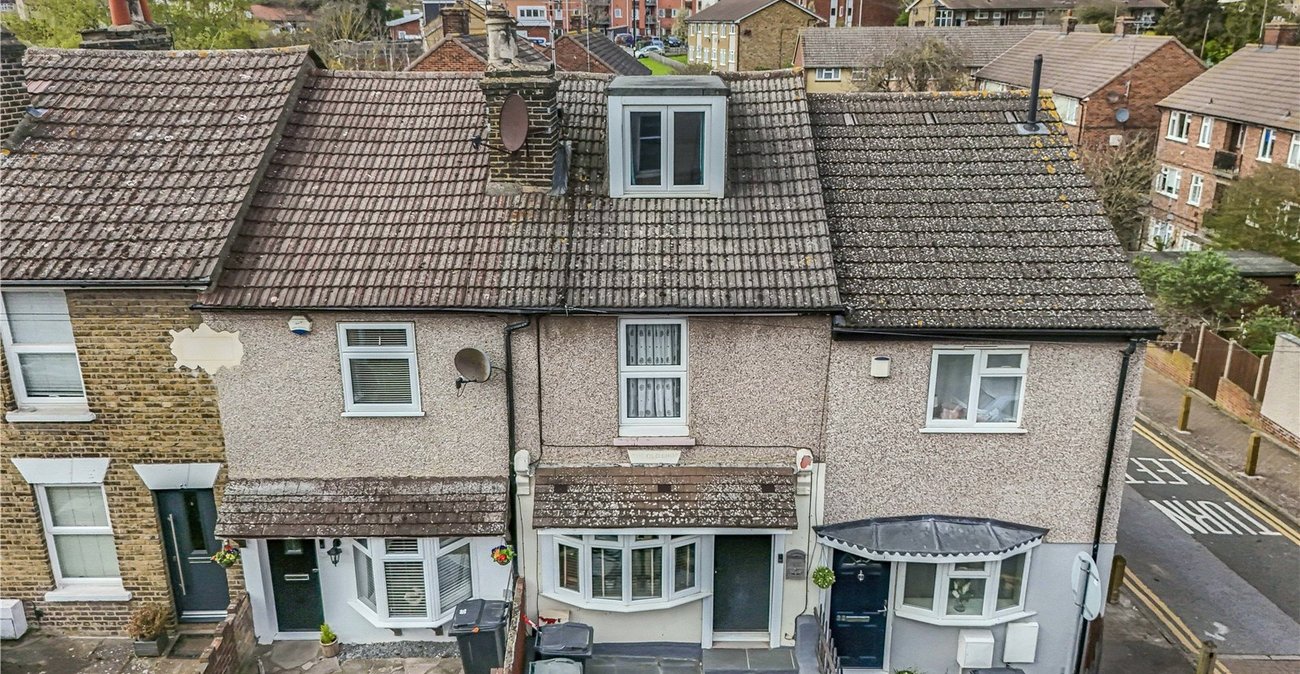 3 bedroom house for sale in Dartford | Robinson Jackson