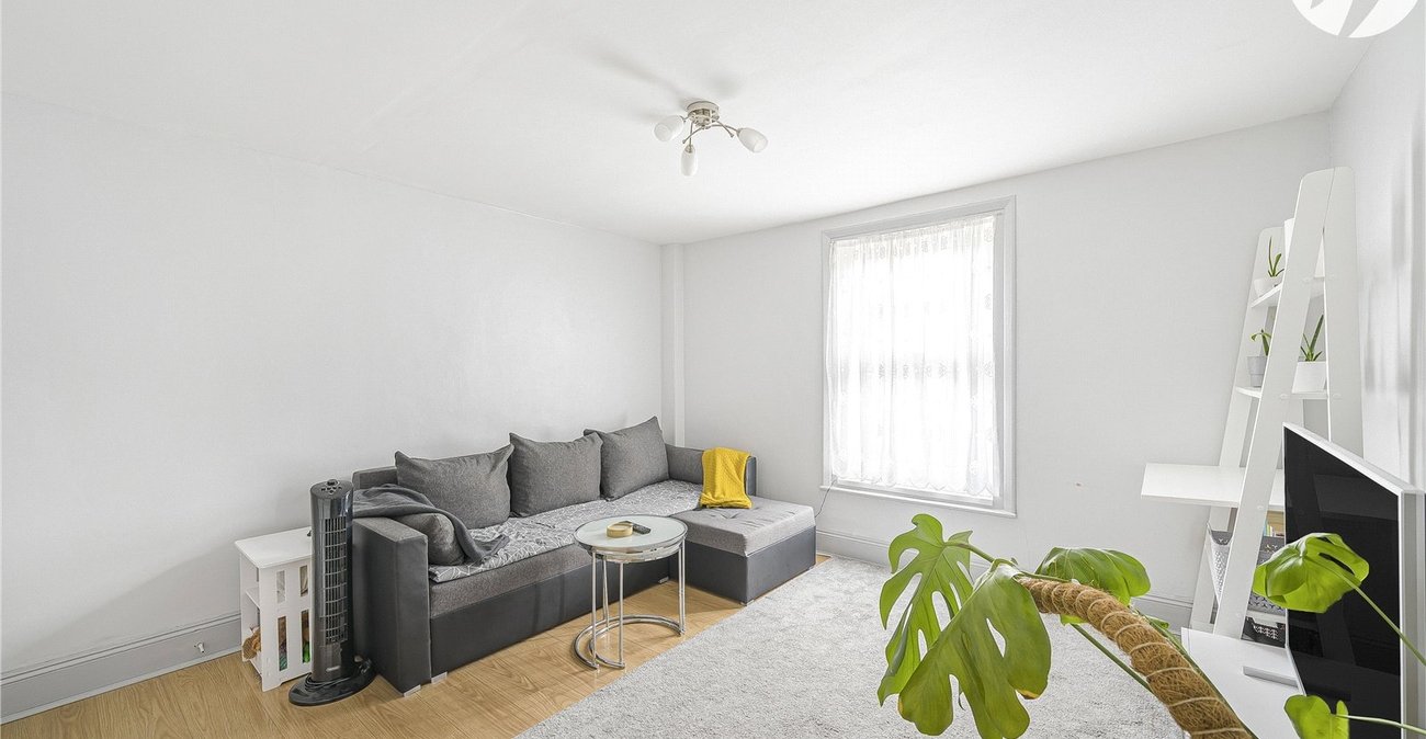 3 bedroom house for sale in Dartford | Robinson Jackson