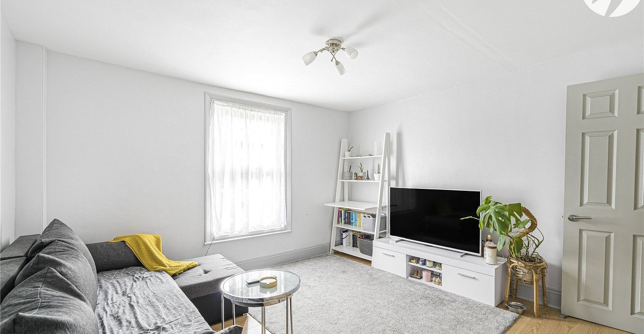 3 bedroom house for sale in Dartford | Robinson Jackson