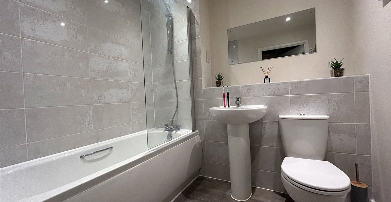 1 bedroom property for sale in Northfleet | Robinson Michael & Jackson